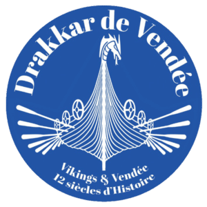Le logo de l'association du drakkar de Vendée représentant un drakkar blanc sur fond bleu
